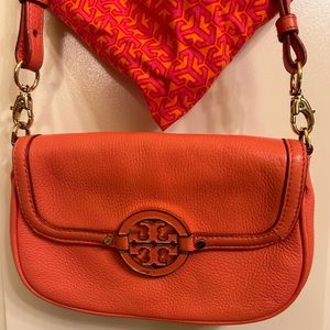Tory Burch Crossbody with dust bag